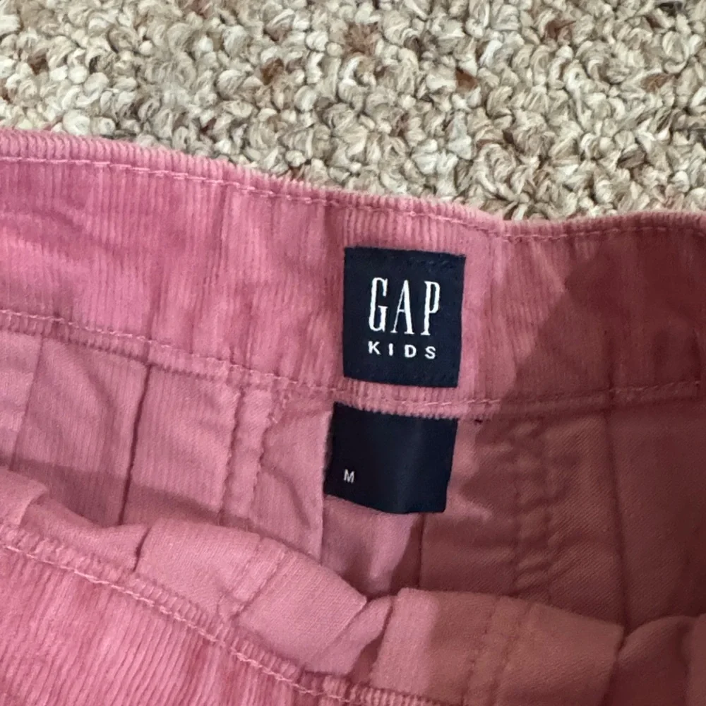 NWT GAP Pink Corduroy Skirt- M
